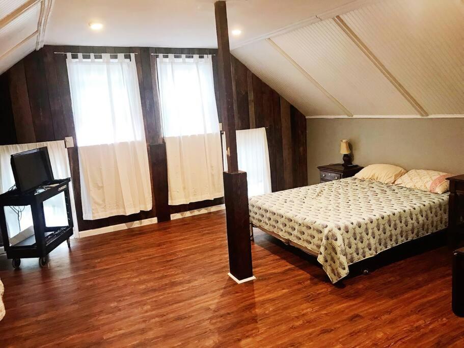 Eden Farm: Private Studio Minutes From Salisbury Екстер'єр фото